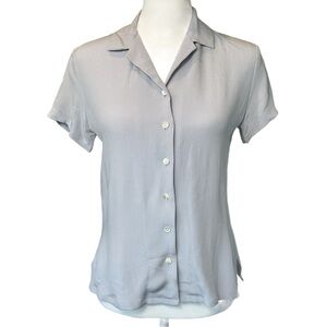 Ann Taylor Light Gray Silk SS Classic Blouse Camp Shirt